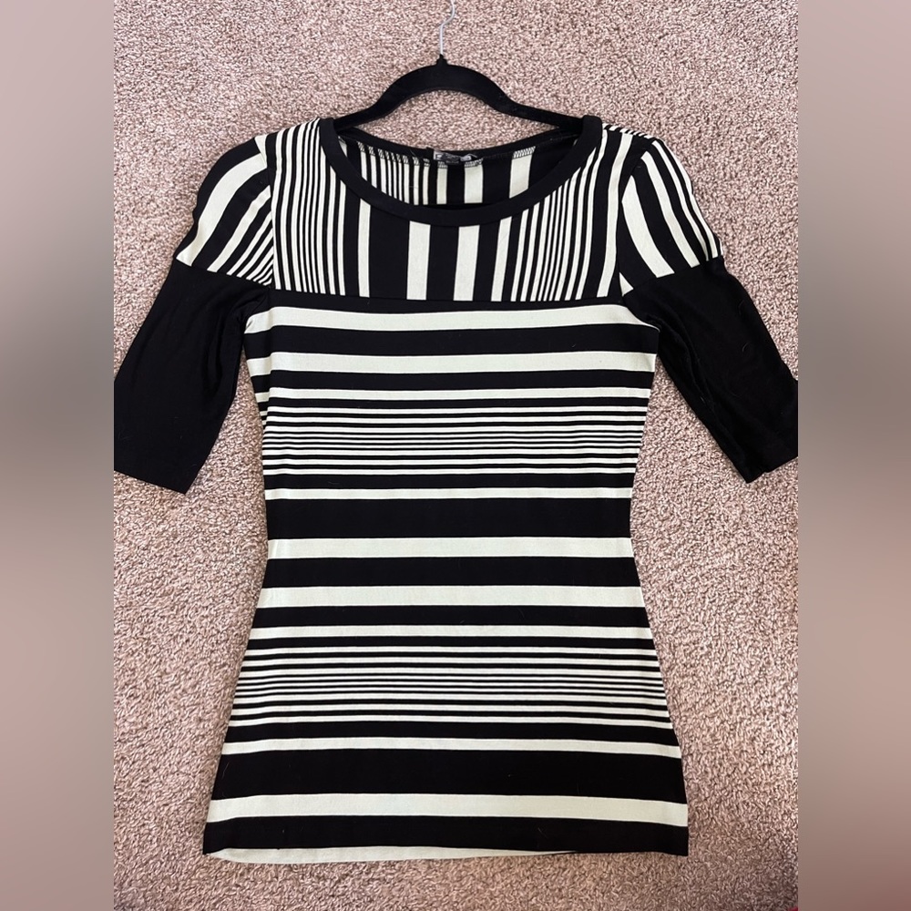 Bebe XS fitted top
